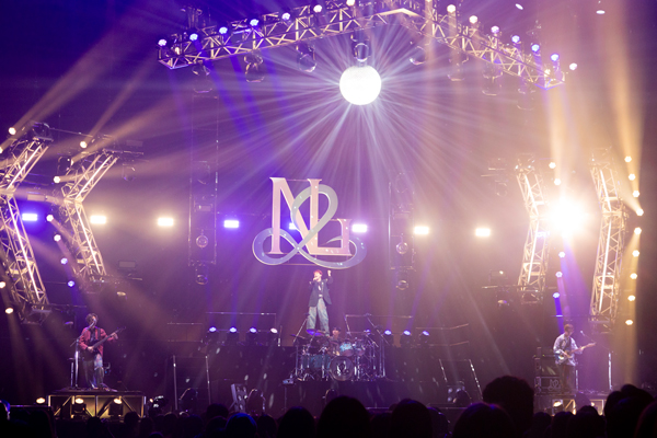 花村想太(Da-iCE)がソロ名義「SOTA HANAMURA」として、ツアーファイナルに日本武道館公演を構えた、初となるソロツアーの開催を発表！自身がボーカルを務めるバンド「Natural Lag」としても初の武道館公演決定！