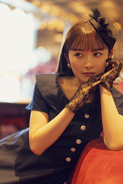 昭和レトロからラストは平成ギャルに大変身！森戸知沙希のちぃ旅が熱海でタイムスリップ！令和ならではのカレンダーが完成！！