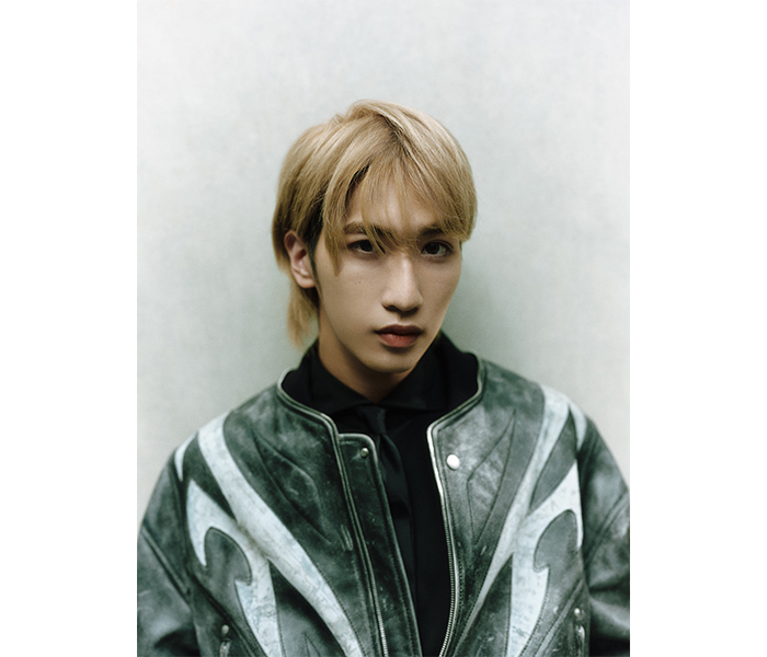 2⽉22⽇に22歳の誕⽣⽇を迎えたダンス＆ボーカルグループ「WATWING」・福澤希空の等⾝⼤の姿が詰まった初書籍が5⽉22⽇に発売決定！