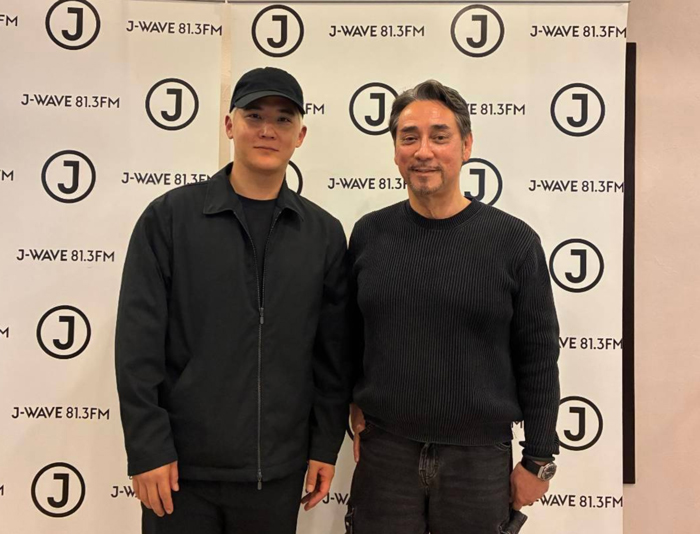 XG エグゼクティブプロデューサー・JAKOPS (SIMON)が貴重なラジオ出演！なぜXGは世界に届いたのか？自身のルーツについても。