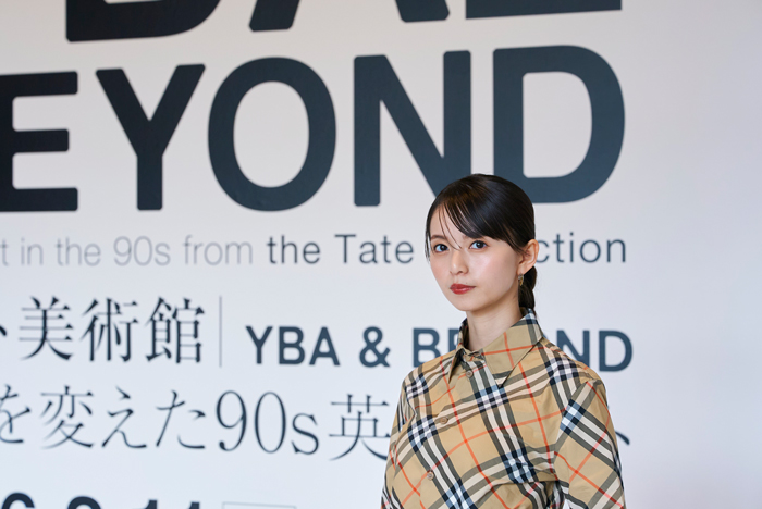 齋藤飛鳥がプレス向け取材会に登壇！国立新美術館「テート美術館－ YBA＆BEYOND 世界を変えた90s 英国アート」開幕！！