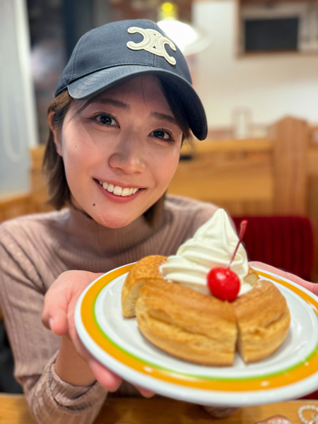 藤澤響花、シアートップスにドキッ！笑顔で二度見必至のごはんショット投稿