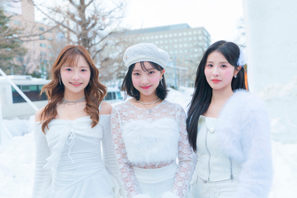 日韓注目ガールズグループUNICODE＆2FACE、さっぽろ雪まつりで熱演