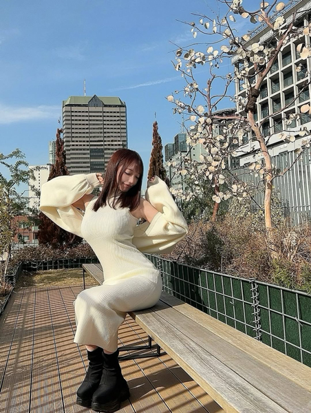 迫力がすごい！清水あいり、ニットワンピースでファン悩殺！「凄く 可愛い」