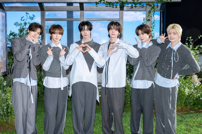 TWS'カムバック' TWS「Nice to see you again (Korean Ver.)」、42による、42のためのサプライズプレゼント[一問一答]