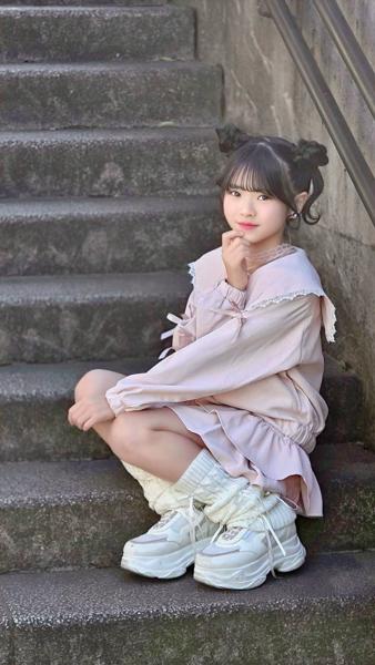 日本一可愛い小学生アイドル・舞川ゆの、ガーリーなファッションで登場！「橋本環奈さん、=LOVEの佐々木舞香さんが憧れ」