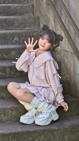 日本一可愛い小学生アイドル・舞川ゆの、ガーリーなファッションで登場！「橋本環奈さん、=LOVEの佐々木舞香さんが憧れ」