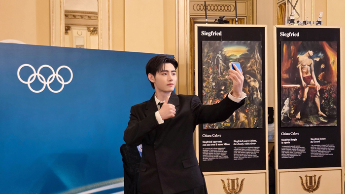 ENHYPENのSUNGHOON、スポーツとK-POPの架け橋として大活躍！聖火ランナーから競技応援、韓国広報館訪問まで…「一生の思い出に残る貴重な体験」