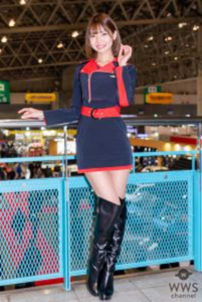 圧倒的長さにびっくり！米倉みゆ、絶対領域あらわなガーリーコーデ披露