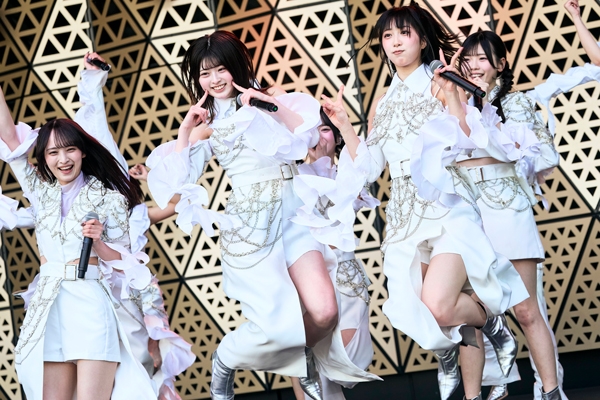 WHITE SCORPION、8thデジタルシングル「7秒のレジスタンス」初披露！新アー写も解禁