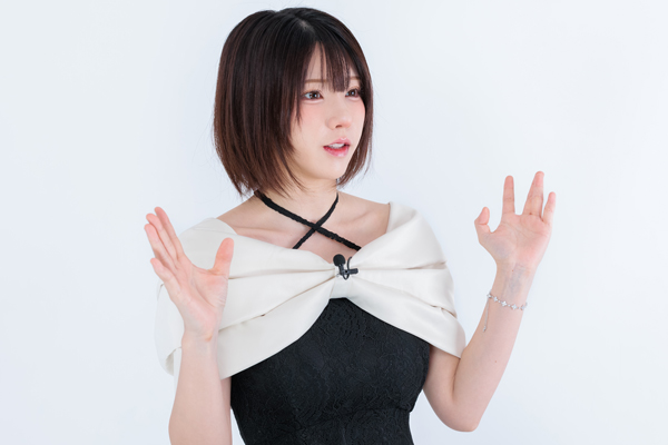 えなこ、第3回トップカバーアワード総合1位で殿堂入り　2年連続最多表紙に