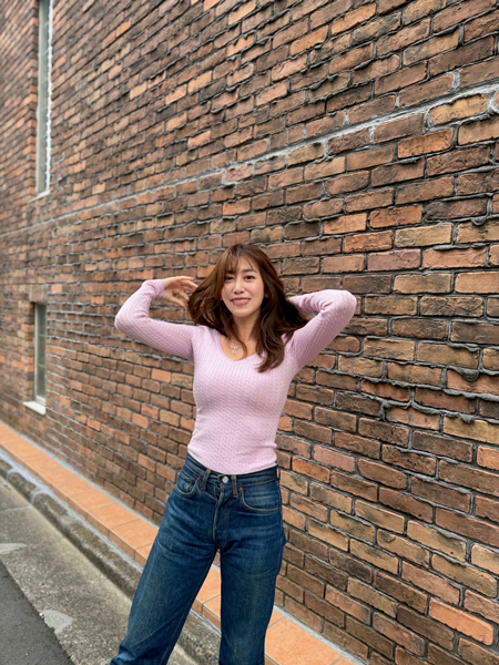 中川安奈、春色で魅せるカジュアルコーデにファン「綺麗です」の声