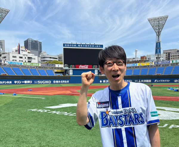 AKB48が横浜スタジアムに登場！千葉恵里がセレモニアルピッチ、試合後は吉川正洋とトークイベント実施