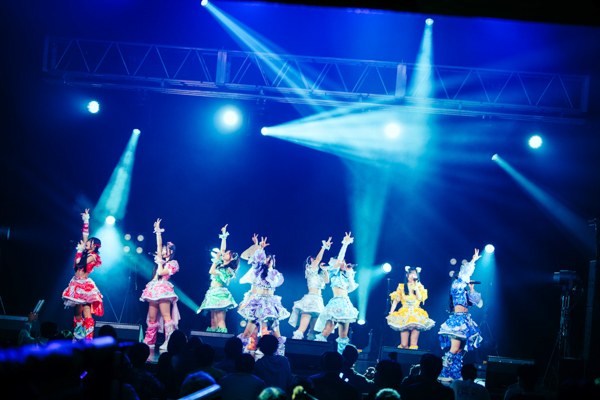 【ライブレポート】SEKAIE☆、無敵な魅力を開放！圧巻のパフォーマンスで会場沸かす〈JAPAN IDOL SUPER LIVE 2026〉