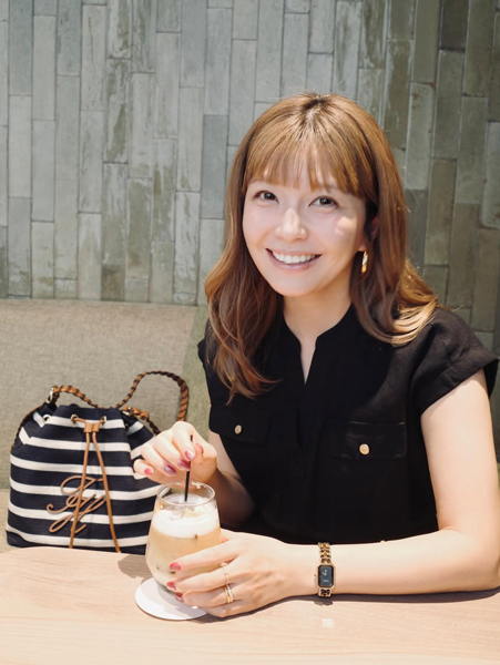 宇野実彩子、軽やかなワンピからスラリ生脚！ファン賞賛「なんか2015年ごろの宇野ちゃんみたい」「もう夏を感じる笑笑」