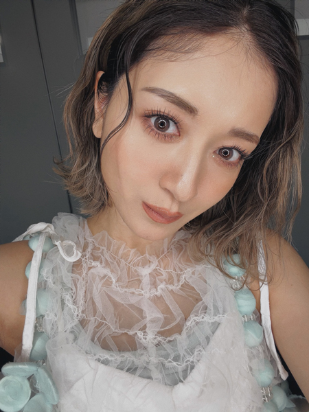 「ママの顔だー」「おかあさんの顔になってますね」みちょぱ、モノトーンの装いでナイススタイル！