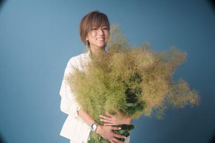 hitomi、新曲「Choice！」がフジテレビ系情報番組『Mr.サンデー』のエンディングテーマソングとして1年間オンエア開始！（hitomi /本人コメント有り）