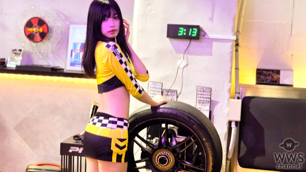 18歳モデル・小松夢、レースクイーン衣装からポリスまでPIT BAR撮影会で美ボディを披露！「F1の世界観の中で撮影できたのが楽しかった」 ＜Cool Photo Session 第２回 -赤坂エディション-＞