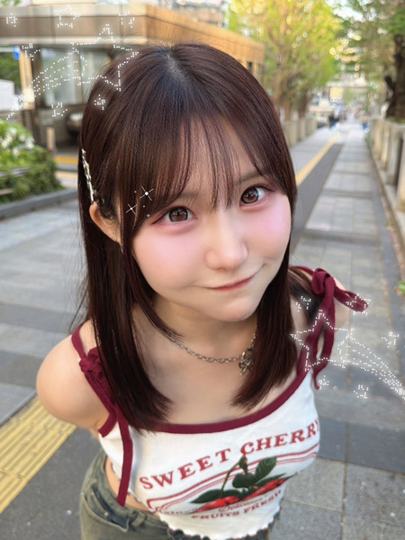 深江有恵、色白美脚はえるミニ丈ファッションにファン「可愛い」「スタイルの良さが分かる」