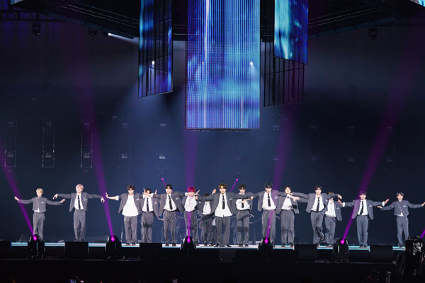 KCON JAPAN 2026で練習生50人が圧巻パフォーマンス