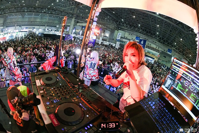 ニコニコ超会議2026、幕張メッセに13万8228人が来場！小林幸子、鬼龍院翔ら多彩な出演者が熱狂を届ける