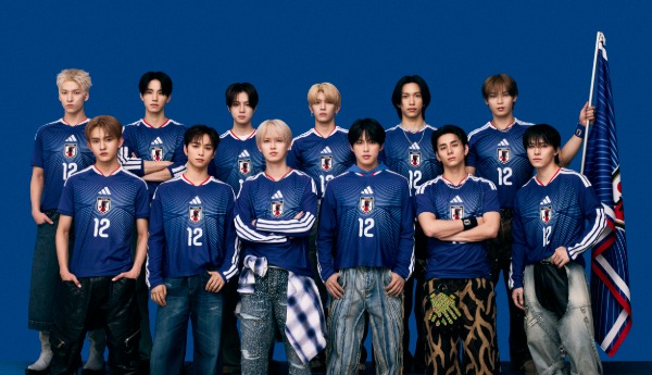 渋谷「SAMURAI BLUE 3D EXPERIENCE」で「TOKIO HOT 100」公開生放送決定！JO1・INIのスペシャルユニット「JI BLUE」も番組連動企画に登場