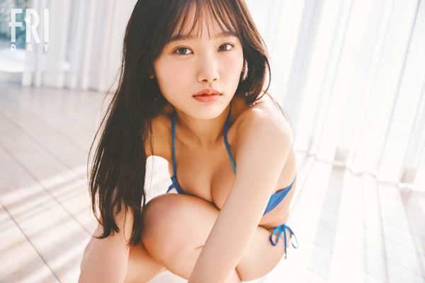 RIZINガール2026・石川花音「ぜひ『デコルテ』に注目して」FRIDAY初掲載！抜群スタイルで魅せるグラビアに注目