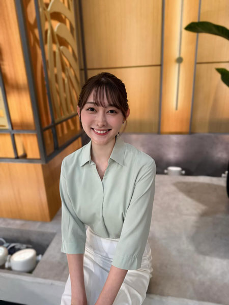 テレ朝・森山みなみアナ、ナチュラルで清楚なきれいめカジュアルファッションを披露