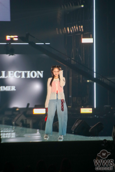 乃木坂46・金川紗耶、1st写真集の水着先行カット解禁！オレンジビキニで抜群スタイル披露