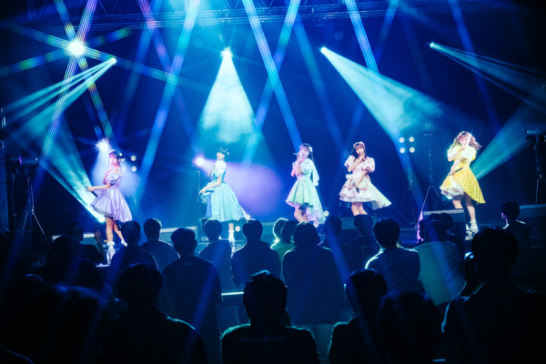 【ライブレポート】KiSS KiSS、甘く弾けるステージでZepp Shinjukuを染める！〈JAPAN IDOL SUPER LIVE 2026〉