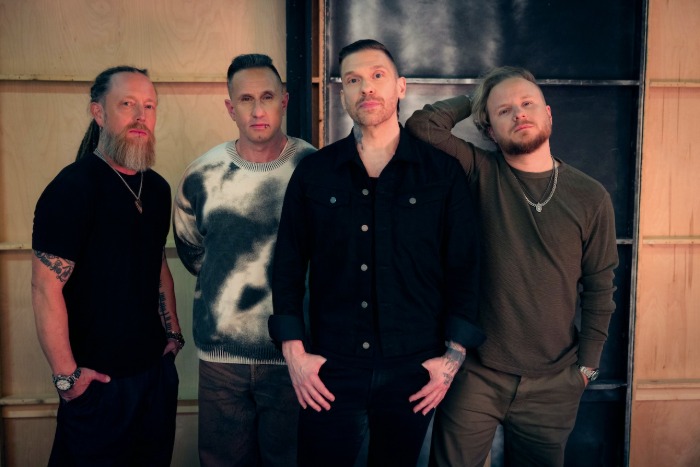圧巻の存在感でシーンを牽引するモンスター・ロック・アクト、Shinedown（シャインダウン）、5/29（金）通算8作目となる待望のニュー・アルバム『EI8HT（エイト）』をリリース。最新シングル「Young Again（ヤングアゲイン）」のMVも公開！！
