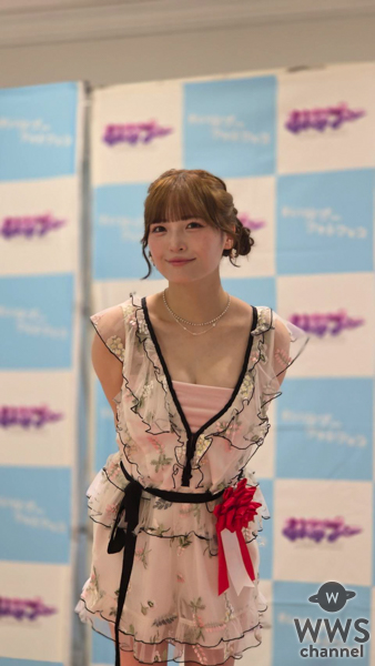 由良ゆら、ふわふわキュートボディのニットコーデ！「美しい」「めっちゃ可愛い」