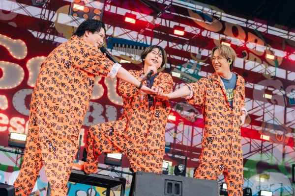 NEWS、ごぶごぶフェスで堂々の全8曲！「weeeek」「チャンカパーナ」で会場を明るく揺らす
