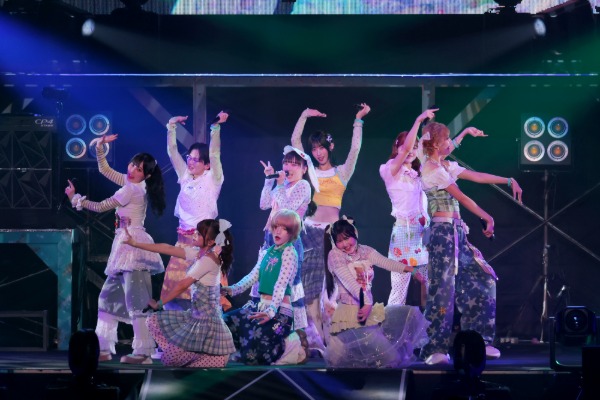 BEYOOOOONDS、高瀬くるみ卒業公演で初の横浜アリーナ！新メンバー3人もお披露目