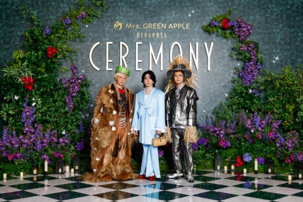 Mrs. GREEN APPLEがファンタジックな衣装でグリーンカーペットに登場！＜Mrs. GREEN APPLE presents『CEREMONY』＞