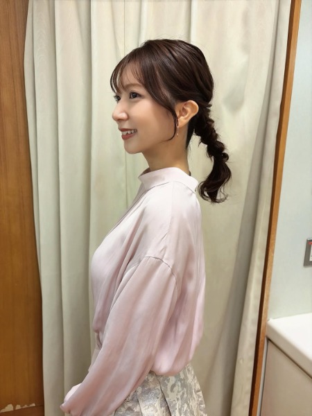今川菜緒、やわらかフェミニンコーデで多幸感あふれるショットを投稿！！