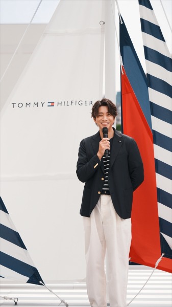 『TOMMY HILFIGER - SUMMER 2026 EVENT On Deck With The Hilfiger』に伊藤英明、MAKI(&TEAM)、三浦翔平、山本美月が登場！MAKI「Tommy Hilfigerのように世代を超えて愛されるグループになりたい。」