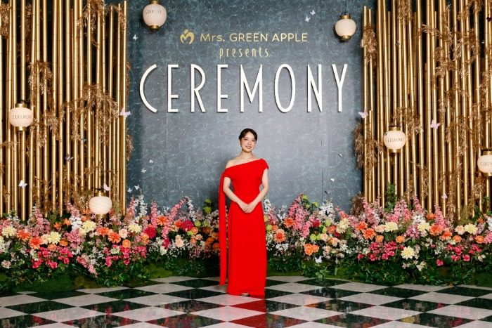 上白石萌音がエレガントなドレススタイルでグリーンカーペットに登場！＜Mrs. GREEN APPLE presents『CEREMONY』＞