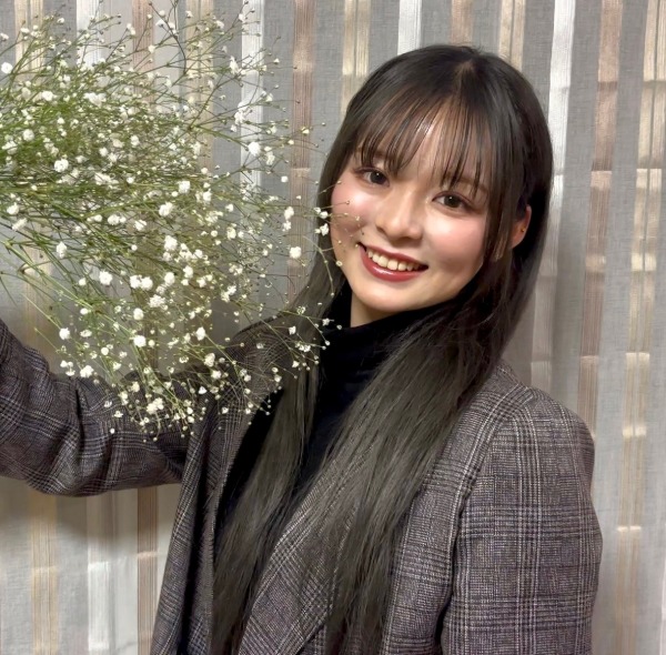 2026ミスユニバースジャパン・鹿児島代表　中山夏鈴さん、ドレス衣装で思いを語る