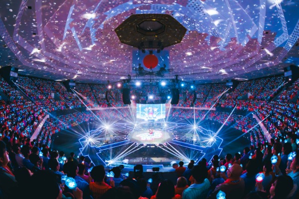 CANDY TUNE、満員の初日本武道館公演で3周年をお祝い！18都市を巡る全国ツアー開催を発表