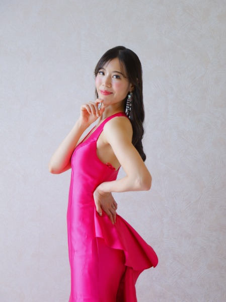 2026ミスユニバースジャパン・奈良代表 中西晴香さん、ドレス衣装で思いを語る