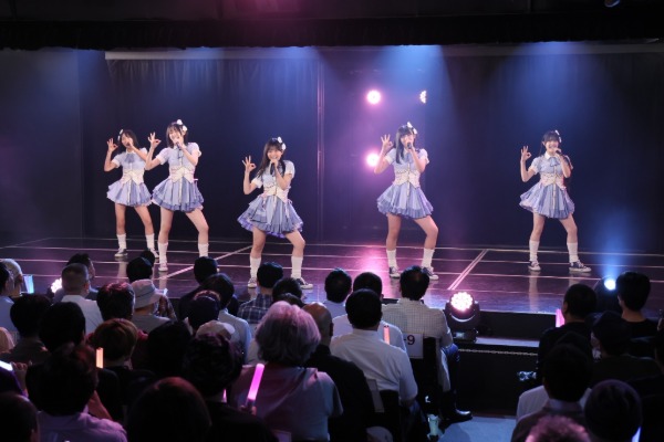 SKE48、14期生5名を初お披露目！初ステージで「パレオはエメラルド」「片想い Finally」を披露