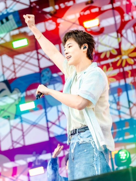 東方神起、ごぶごぶフェスで圧巻のダンスと歌声！「Why? (Keep Your Head Down)」まで華麗に魅せる