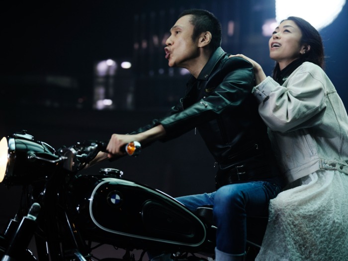 宇多田ヒカル、甲本ヒロトとの新バージョン楽曲「パッパパラダイス feat.甲本ヒロト」リリース決定！6月24日(水)発売の7インチアナログレコード盤に収録