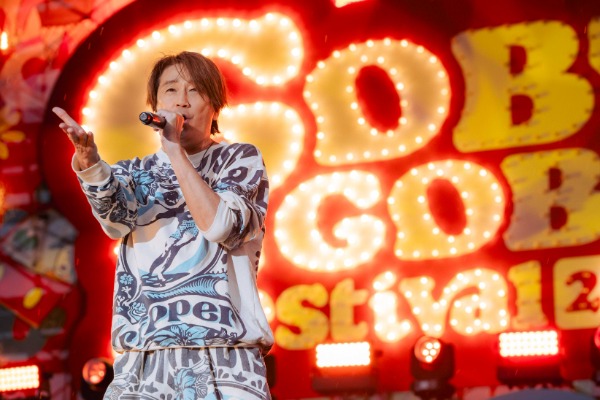 近藤真彦、ごぶごぶフェスで圧巻の貫禄！浜田雅功CEOと「ギンギラギンにさりげなく」も