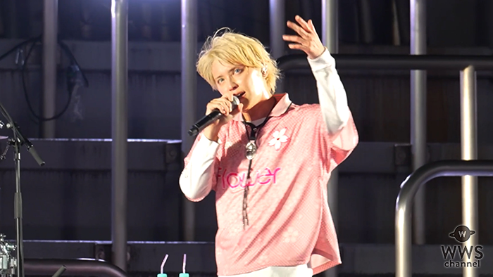 T.N.T、クールなジーンズ姿で「2026 神宮外苑花火大会」に登場「俺らのハッピーなパワー、歌のパワー、音楽のパワー、メッセージのパワーは絶対伝わる」
