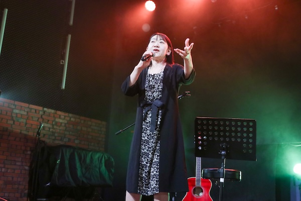 【ライブレポート】Ako、話題のオリジナル曲で魅せた温かな幕開け＜WWS FESTIVAL vol.2＞