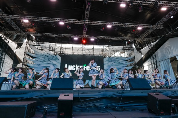 AKB48<LuckyFes’26>(※提供画像)