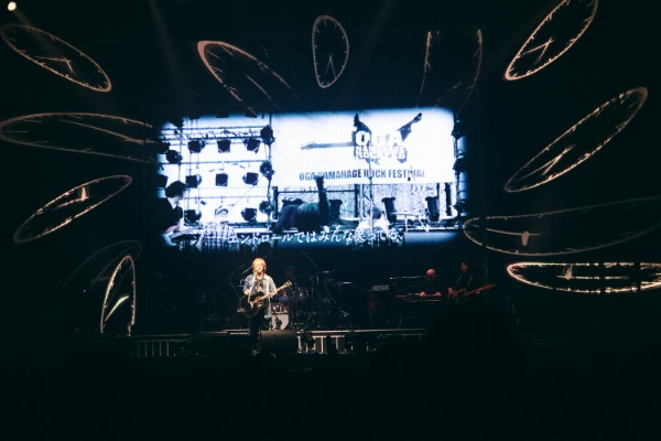 高橋優、デビュー15周年ツアー全31公演を完走！日本武道館で新曲「鐘の音が聴こえるか」初披露