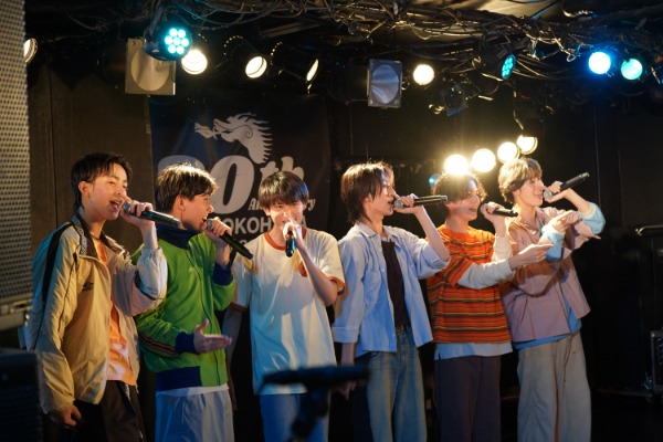The Right Light、初ライブツアー「One Step」開幕！満員の観客と未来を照らす第一歩